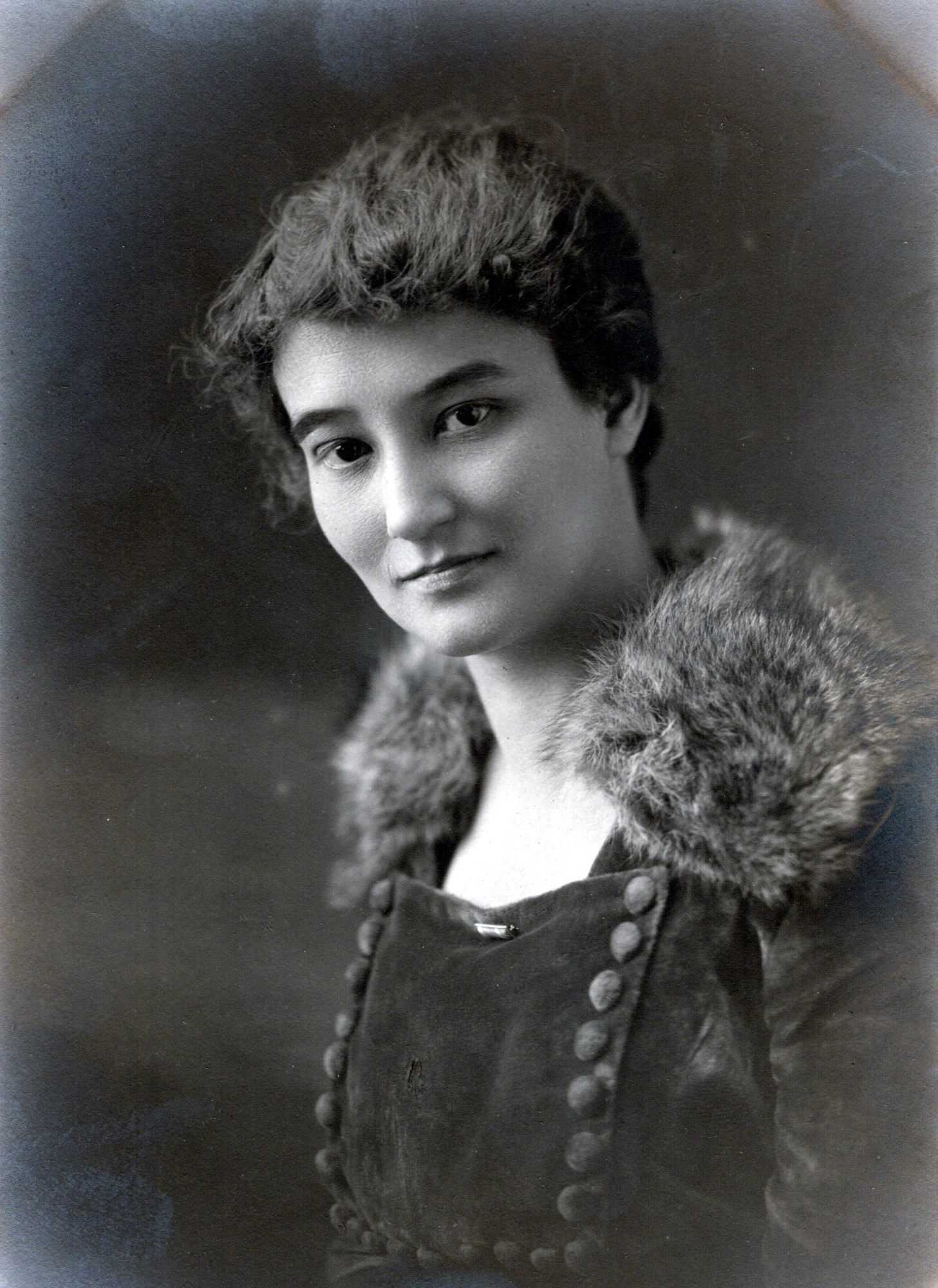 Generation 2.  Hazel (LeGier) Boyer (1895-1946).