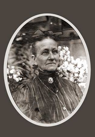 Catherine (Harmon) Potts (1840-1937).